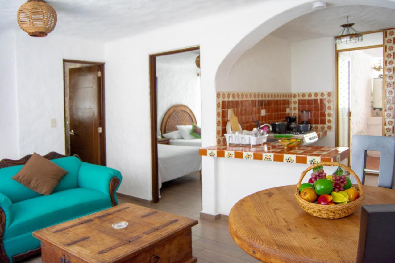 Petit Hotel Pilitas (Adults Only) Puerto Vallarta Exteriör bild