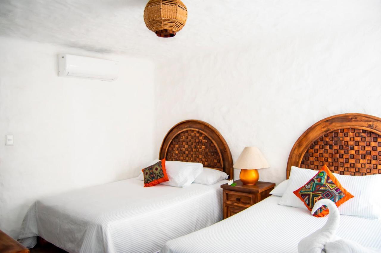 Petit Hotel Pilitas (Adults Only) Puerto Vallarta Exteriör bild