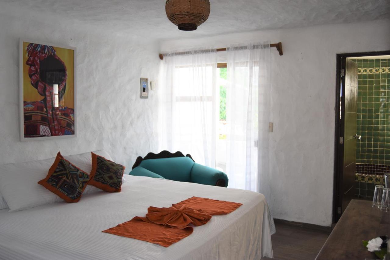 Petit Hotel Pilitas (Adults Only) Puerto Vallarta Exteriör bild