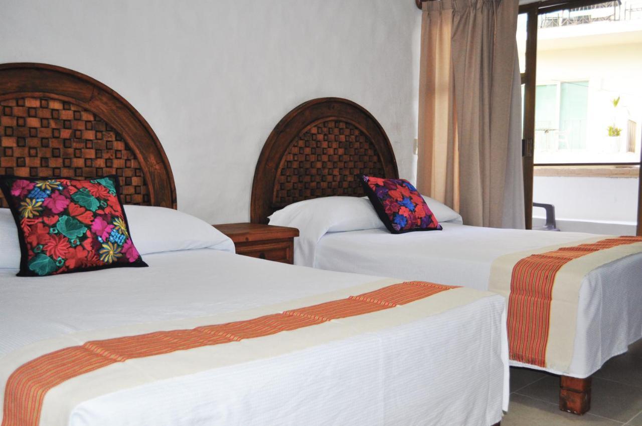 Petit Hotel Pilitas (Adults Only) Puerto Vallarta Exteriör bild