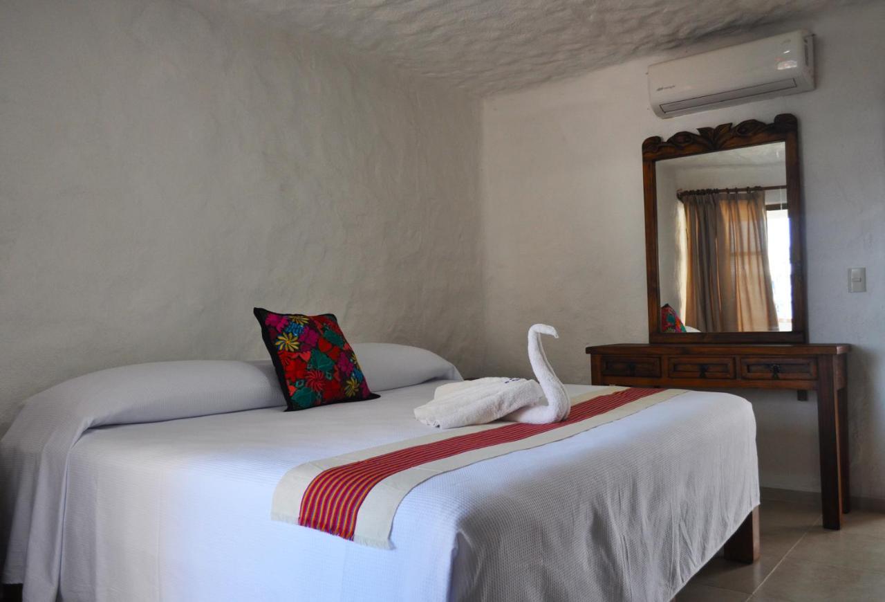 Petit Hotel Pilitas (Adults Only) Puerto Vallarta Exteriör bild